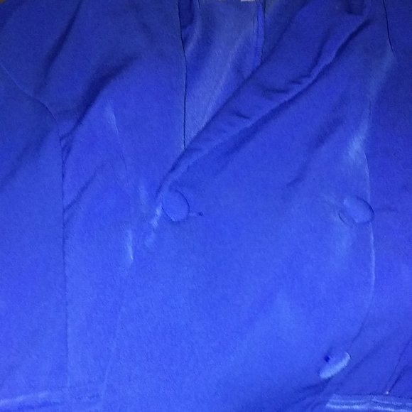 suit - Picture 1 of 2